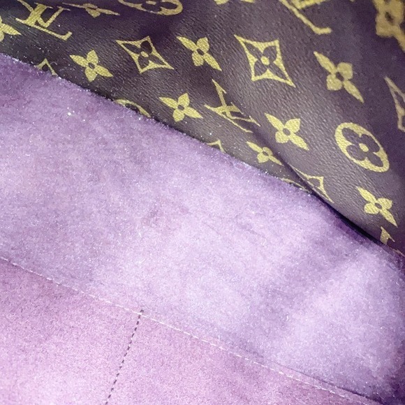 Louis Vuitton Monogram Montaigne MM Handbag - Picture 12 of 14